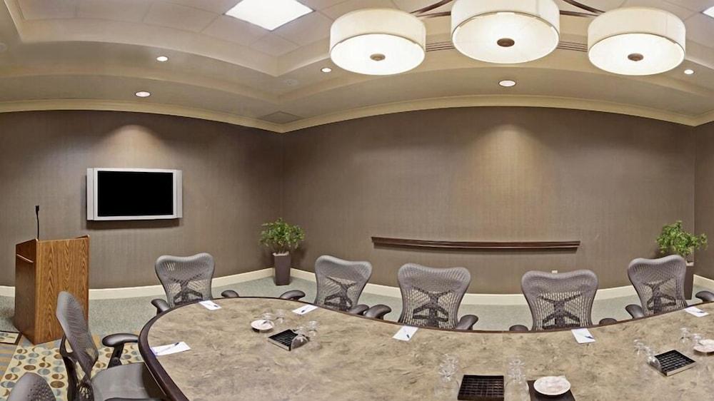 Hilton Garden Inn Omaha East/Council Bluffs Ngoại thất bức ảnh